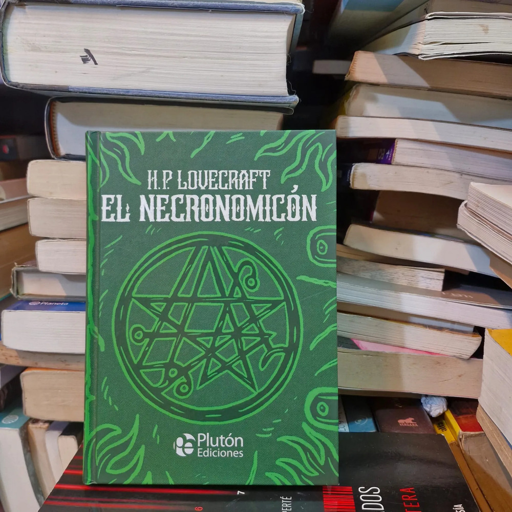 El Necronomicón - H. P. Lovecraft